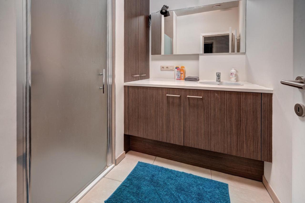 Theater Lodge Apartment In Heart Of Antwerpen Exteriör bild